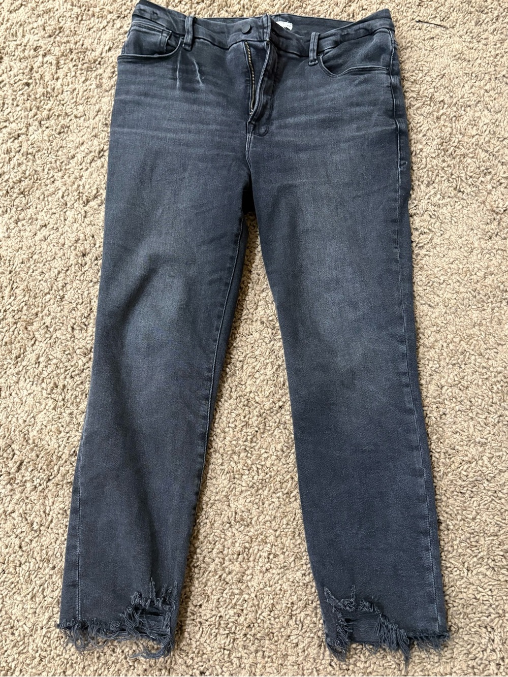 Good American Men's Slim Straight Dark Gray Distressed Hem Jeans
